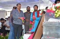 Mahesh Babu Pays Last Respcets to Sirivennela Sitaramasastri
